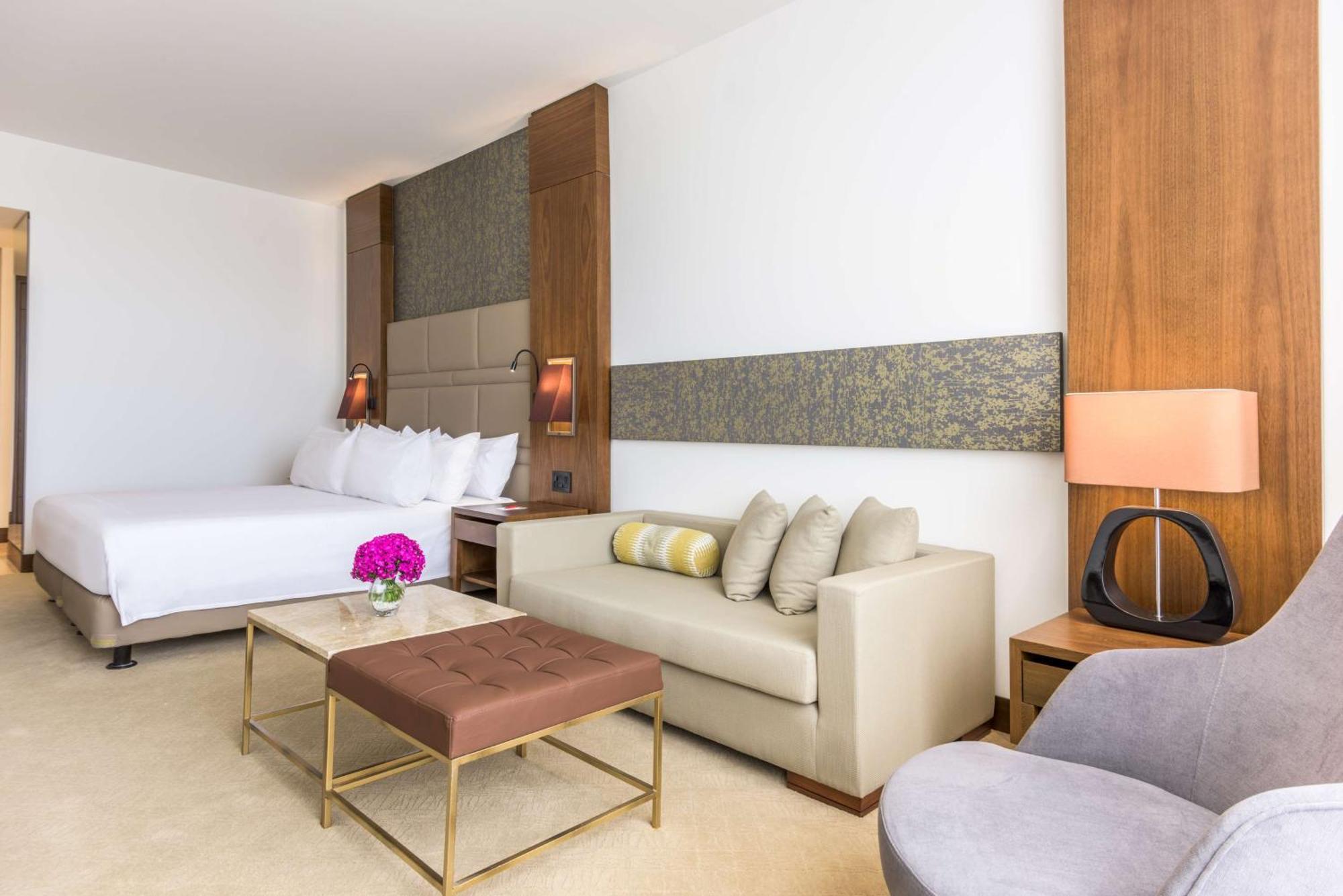 Отель Nh Collection Bogota Royal Teleport Экстерьер фото