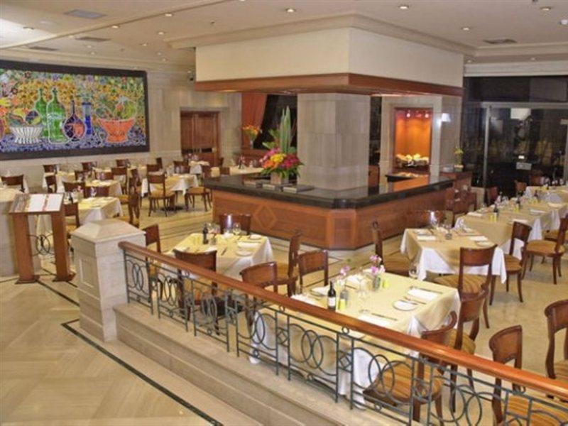 Отель Nh Collection Bogota Royal Teleport Экстерьер фото