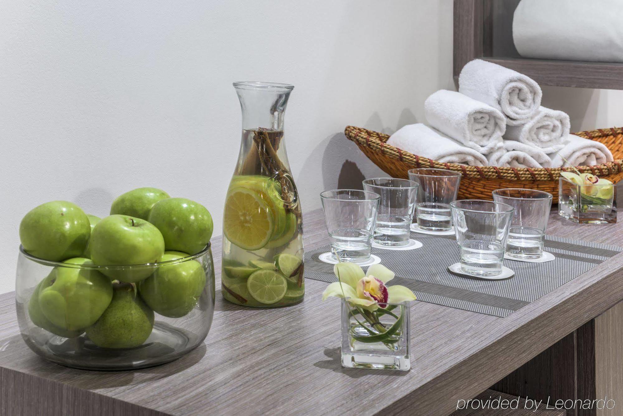 Отель Nh Collection Bogota Royal Teleport Экстерьер фото