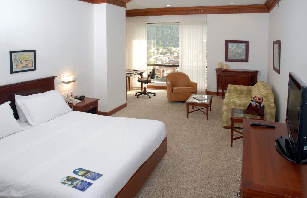 Отель Nh Collection Bogota Royal Teleport Экстерьер фото