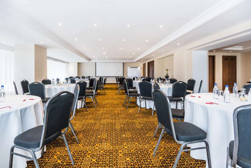 Отель Nh Collection Bogota Royal Teleport Удобства фото